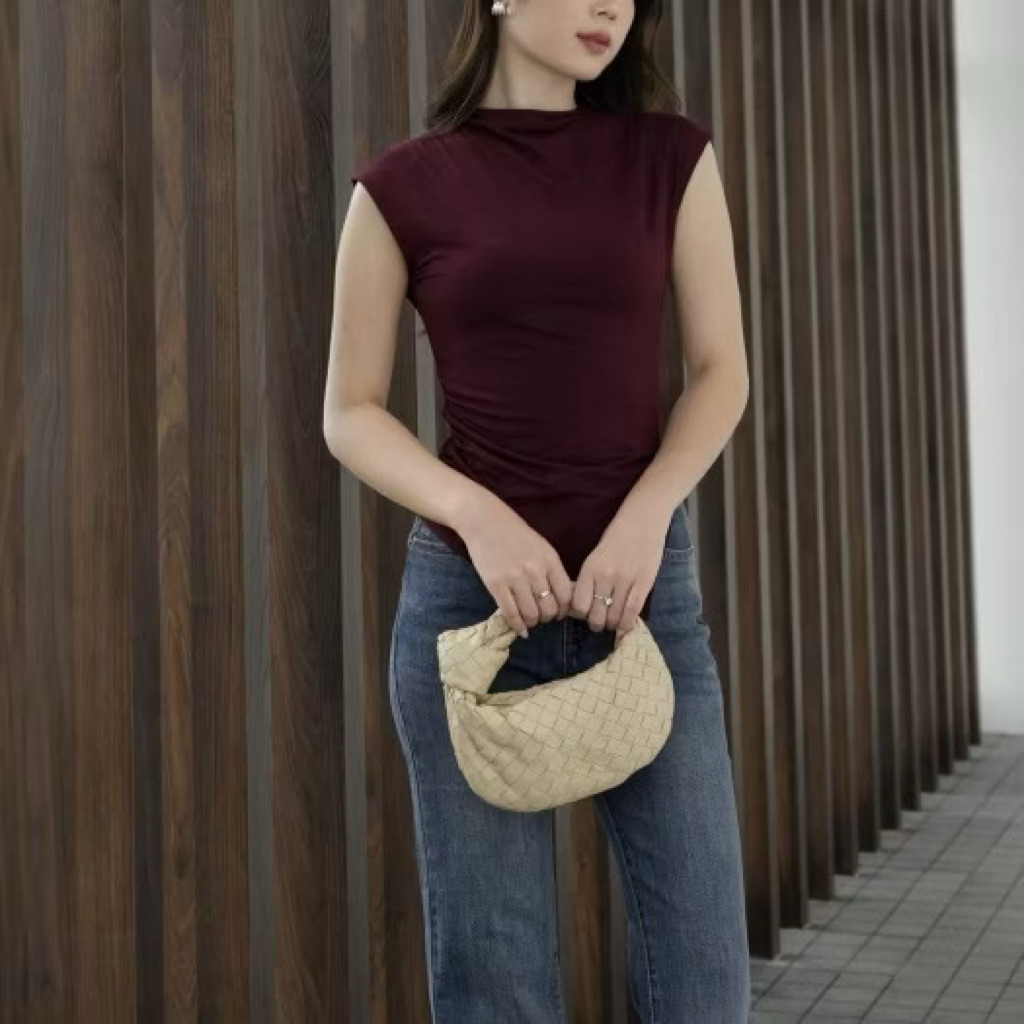 preloved tavia the label