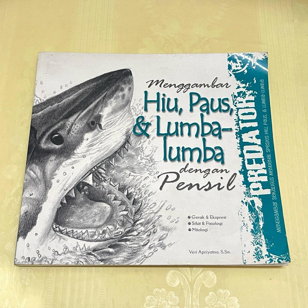Buku MENGGAMBAR HIU PAUS DAN LUMBA LUMBA Dengan Pensil oleh VERI APRIYATNO