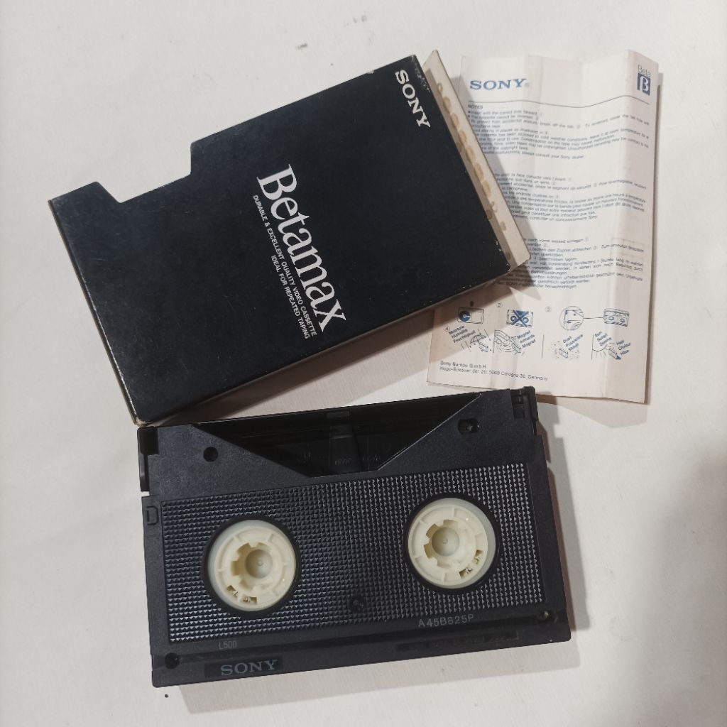 kaset betamax Sony L500