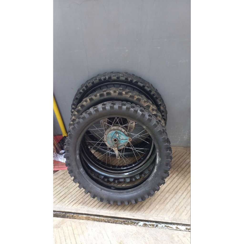 VELG SET TRAIL RING 18 / 21 TROMOL HONDA GL MP