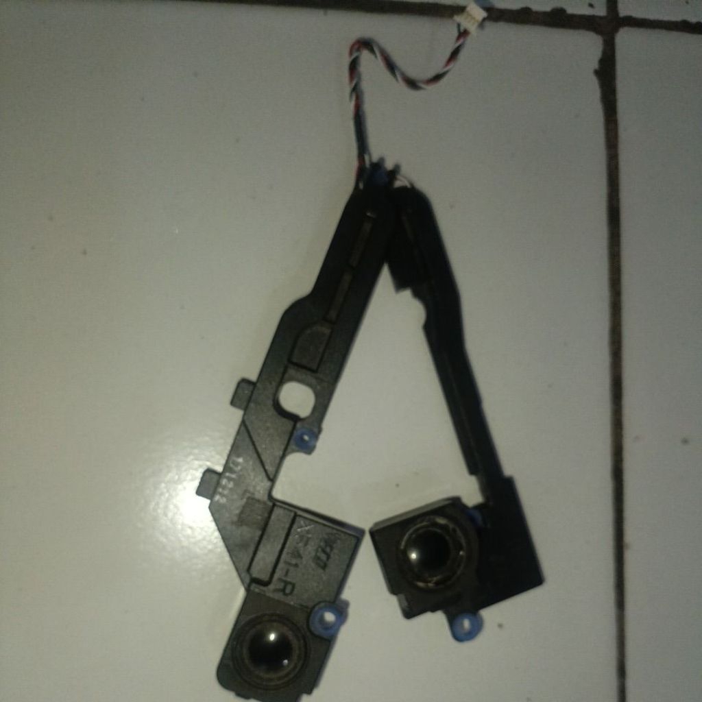 SPEAKER LAPTOP ASUS X541U RUSAK