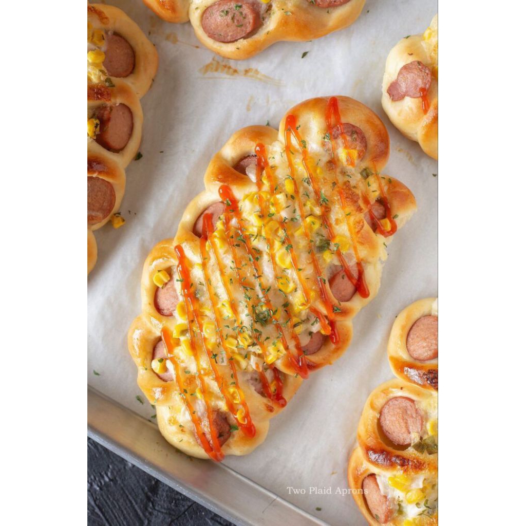 Roti Sosis Caterpillar