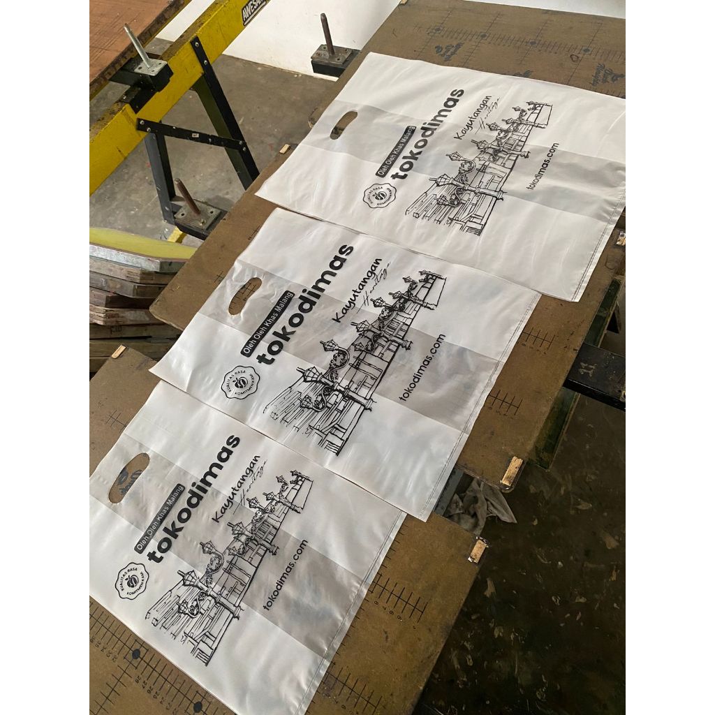 isi (50pcs)kantong plong HD, box donat, kresek belanja, plastik kaos. sablon free desain