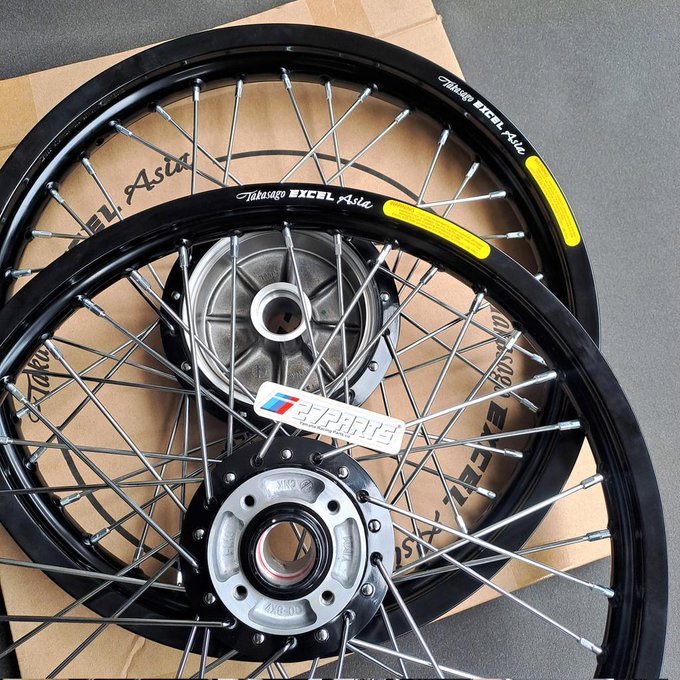 VELG TAKASAGO SET TROMOL JARI JARI RX KING RING 18 HITAM GLOSSI UKURAN 18/185 - 18/160 VELG RX KING 