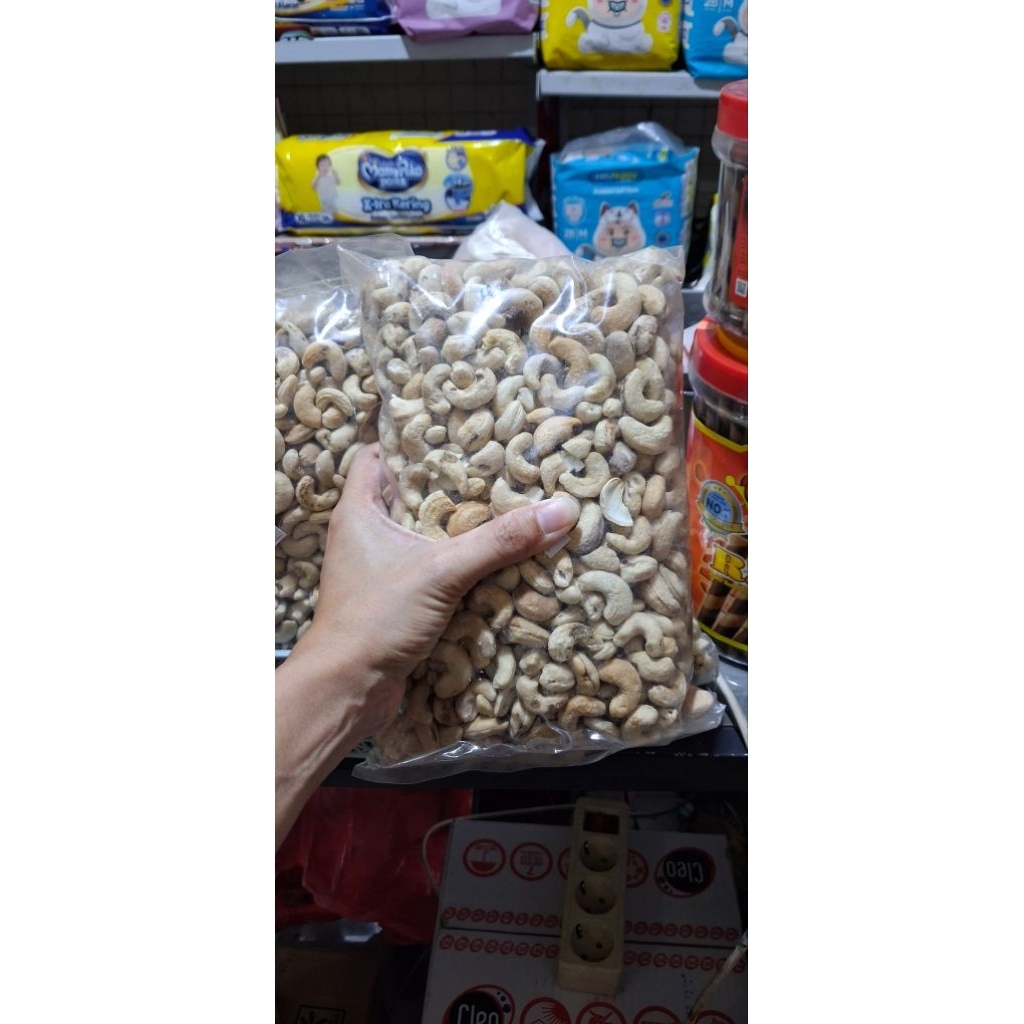 KACANG MEDE MENTE MENTAH 1KG