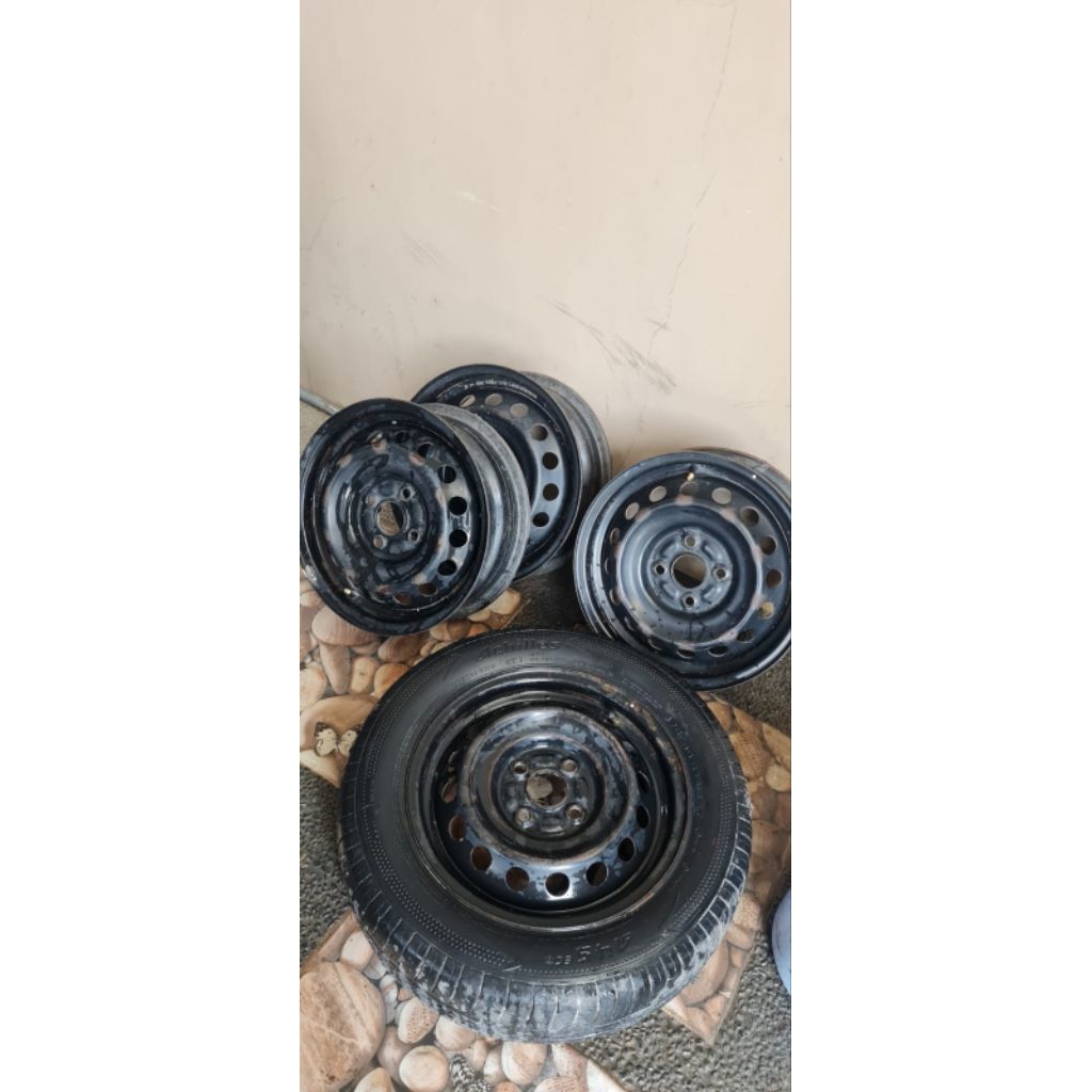 velg kaleng bekas calya