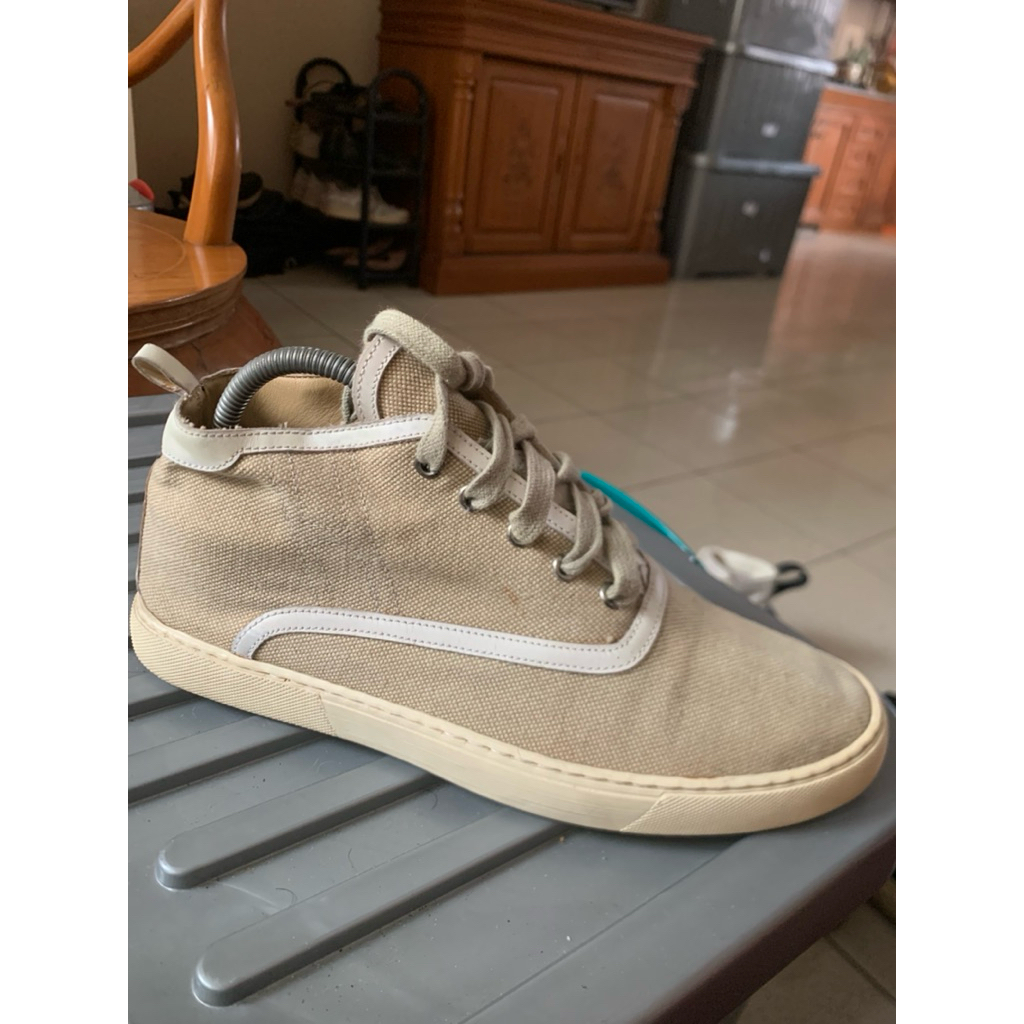 Sepatu Hermess