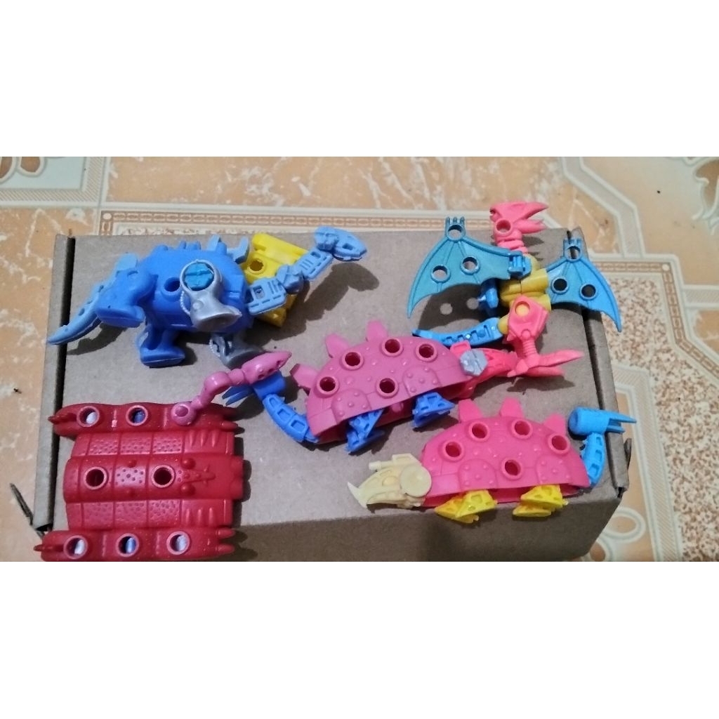 Mainan Robot Lotte Centurion