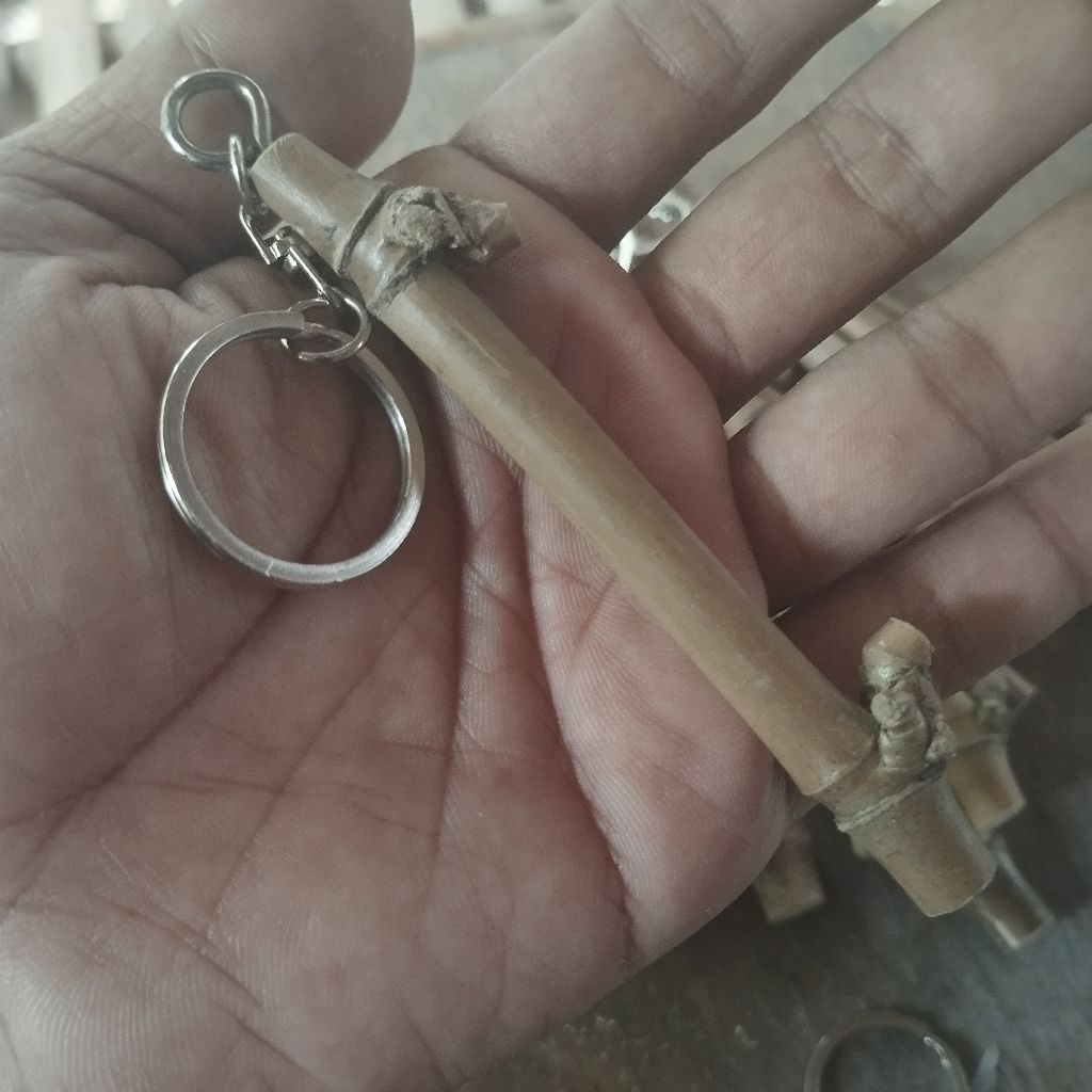 KERAJINAN BAMBU PETUK