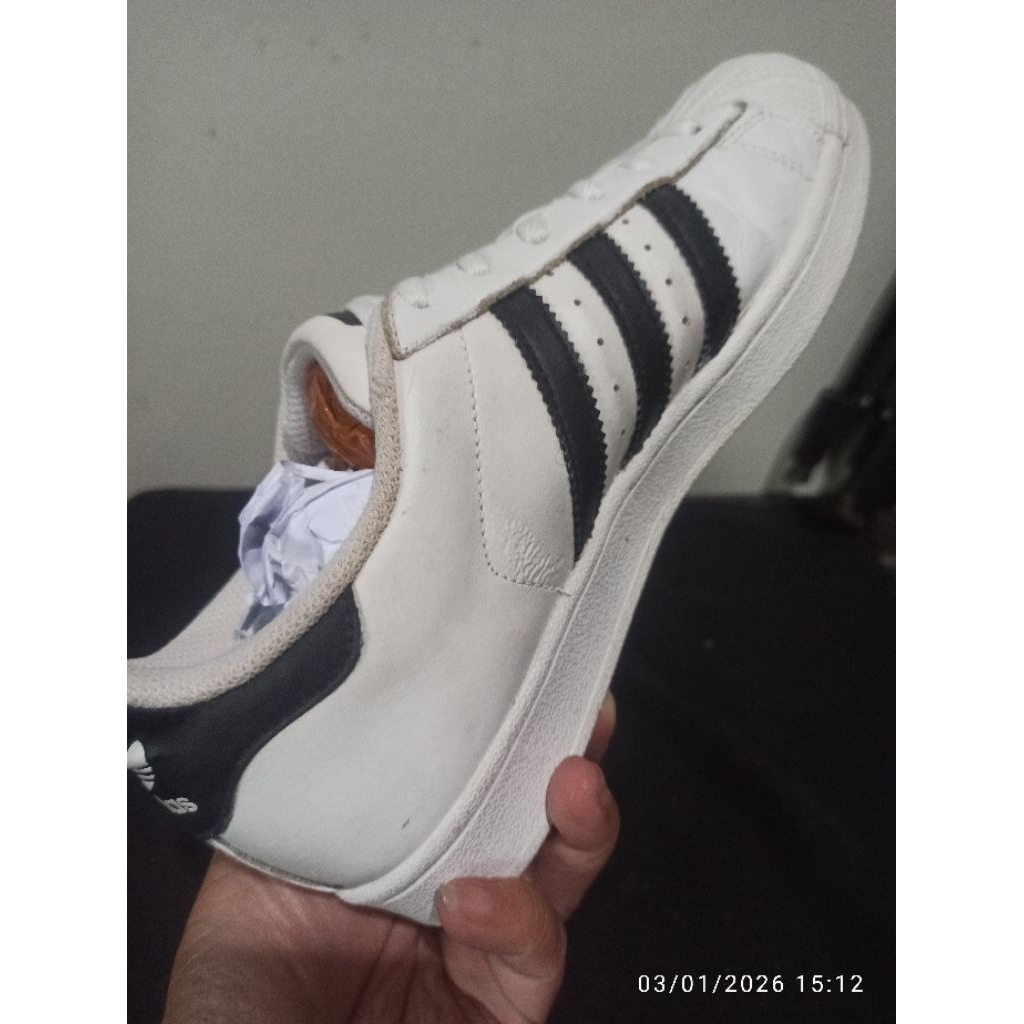 sneaker, sepatu adidas superstar putih size 38.5 insole 24 cm preloved/seken/second/bekas
