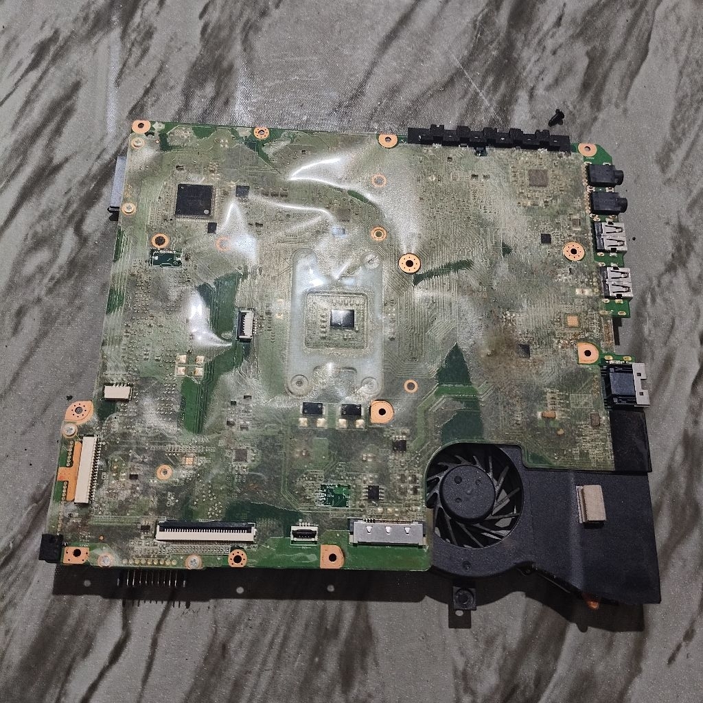 motherboard mainboard mobo normal Laptop Toshiba L740 L740D L745 L745D L640 core i3