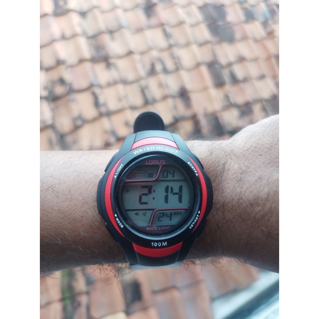 Jam tangan Lorus