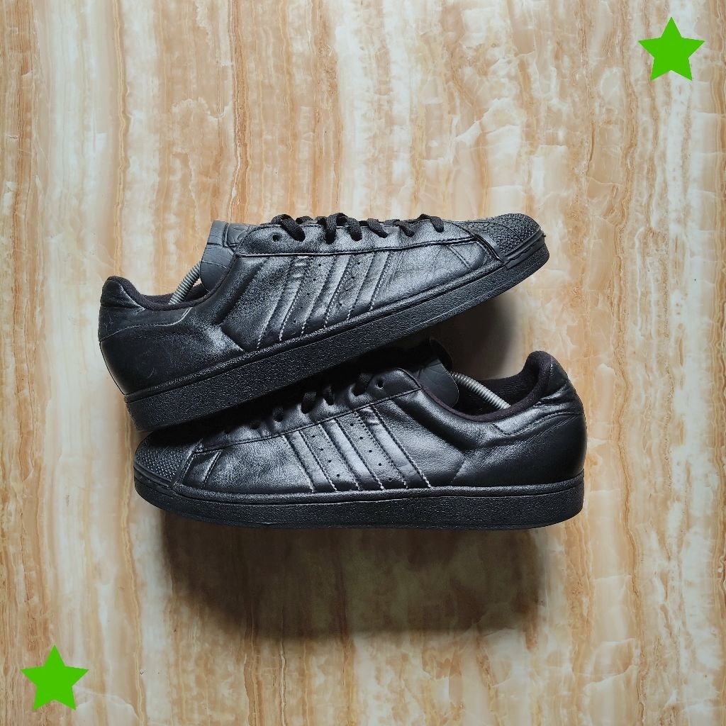 Sepatu Kasual Superstar Hitam size 47 / 48