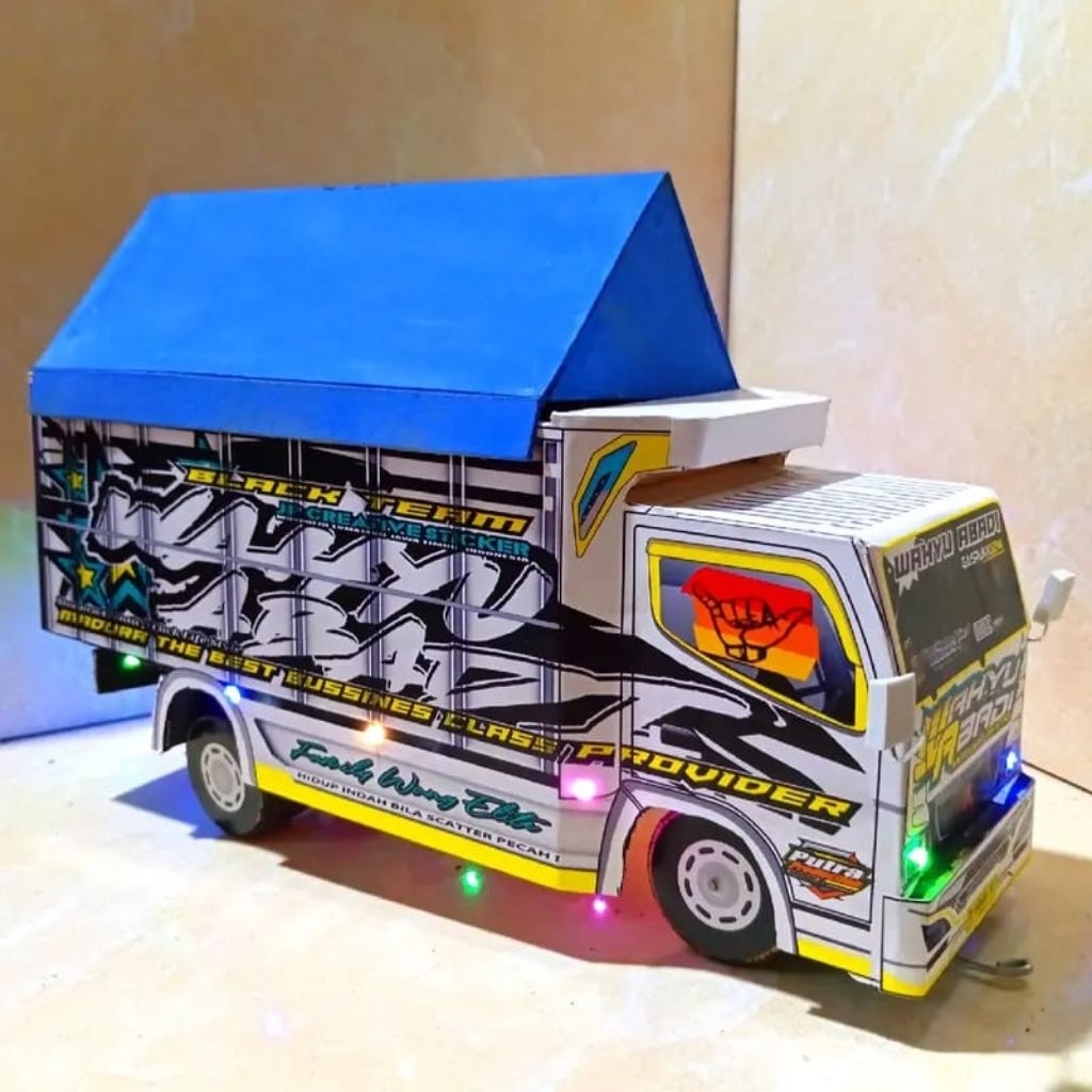 PROMO MINIATUR TRUK OLENG KAYU FULL LAMPU KELAP KELIP miniatur truk oleng miniatur truk kayu miniatu