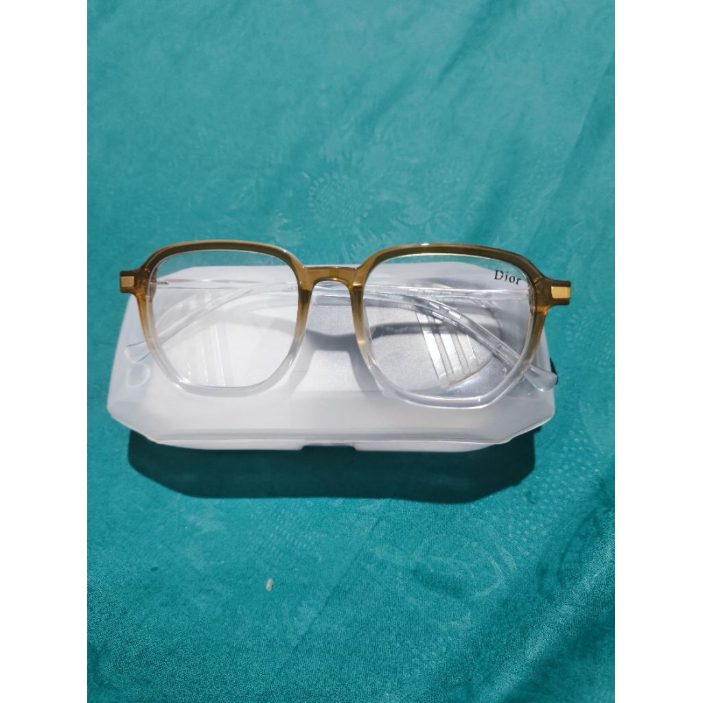 Kacamata Photocromic Dior