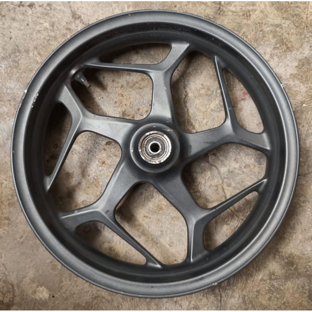 VELG DEPAN PCX 160 ORIGINAL USED