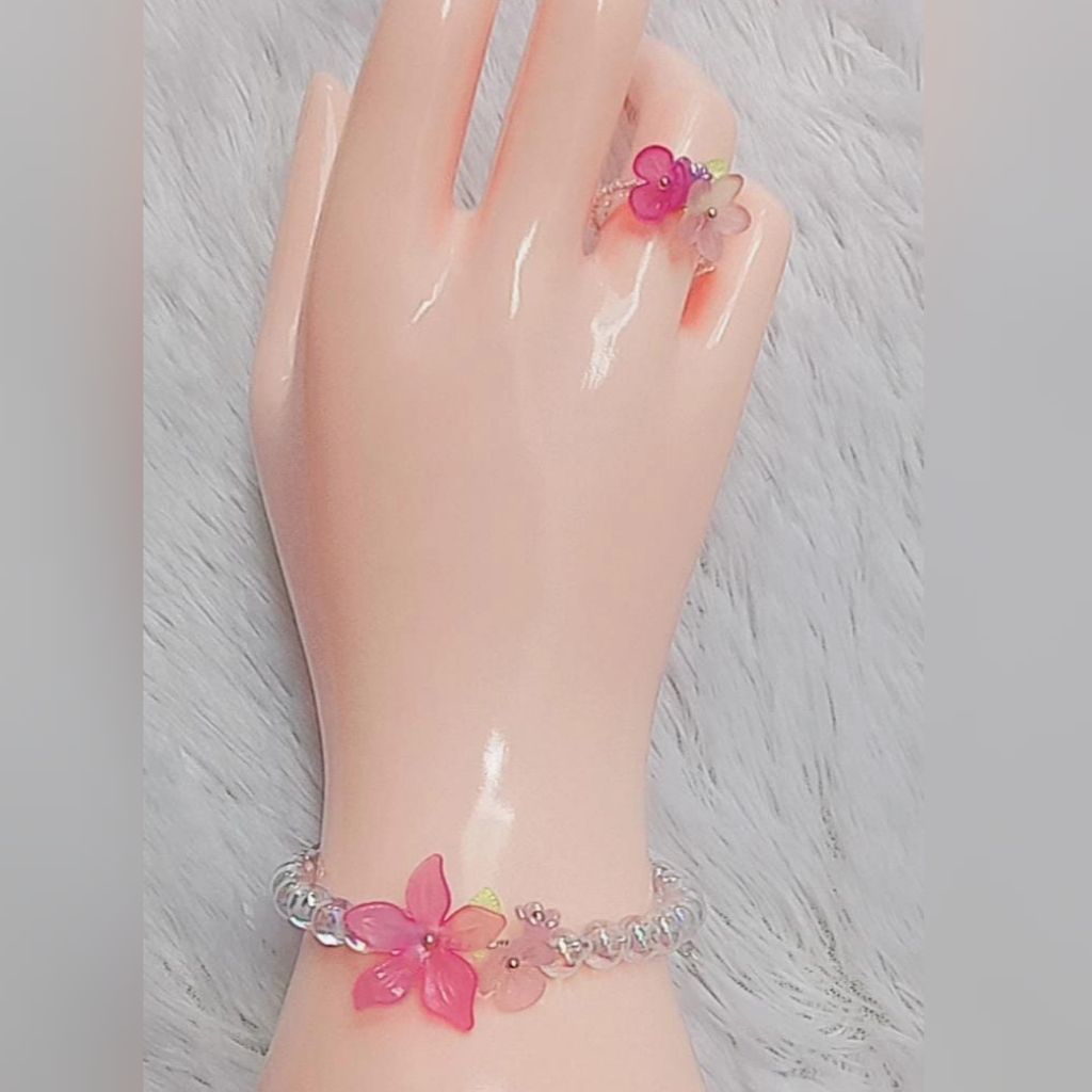 cincin bunga mutiara / cincin bunga / cincin mutiara / perhiasan cincin / perhiasan gelang / gelang 