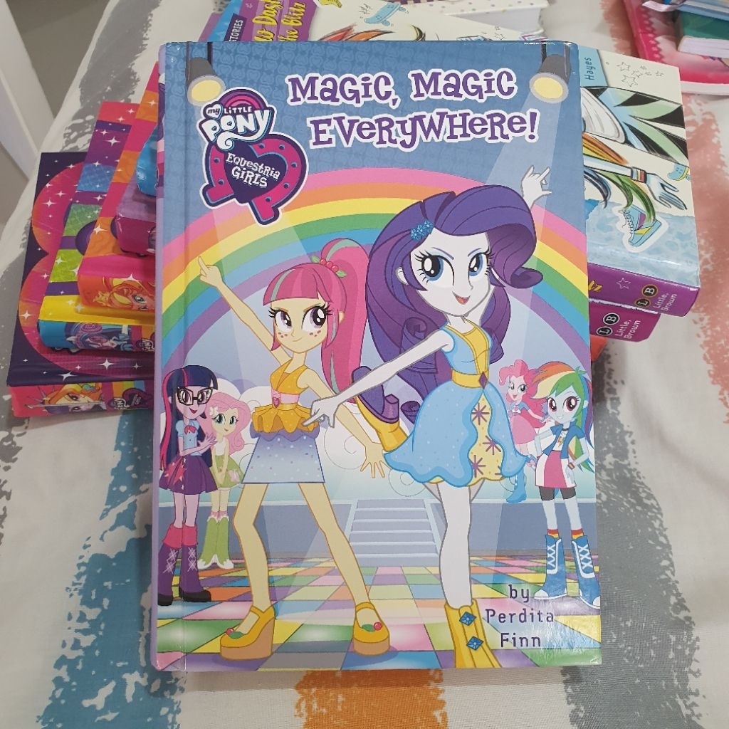 Buku Equestria Girls - Magic Magic Everywhere (preloved)