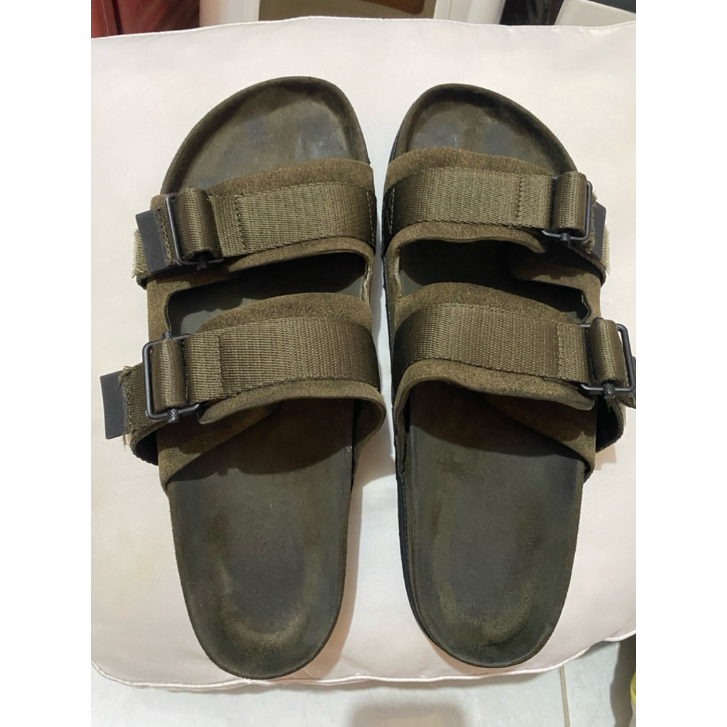 Sendal ZARA