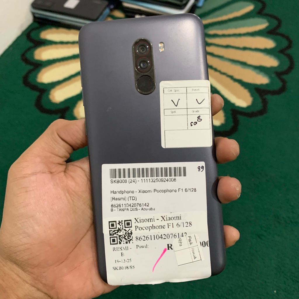 POCO F1 6/128 NORMAL ORIGINAL | HP SECOND MURAH BERGARANSI