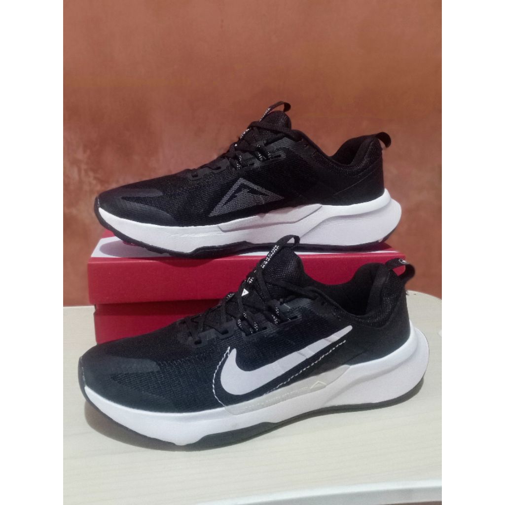 sepatu running trail Nike pegasus size 44,5