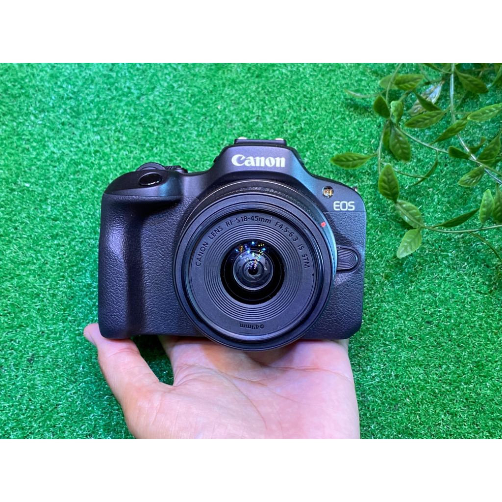 kamera Canon EOS R100