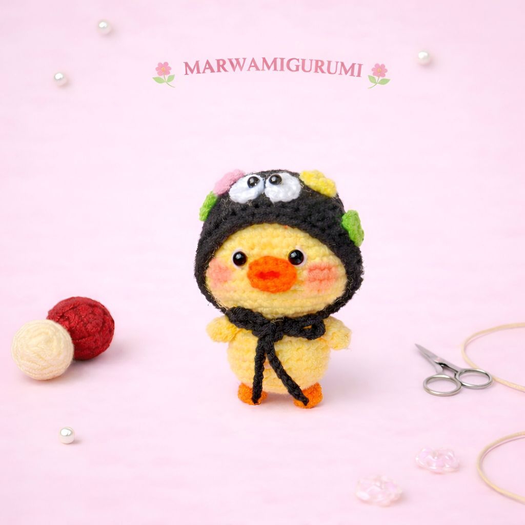 Amigurumi duck with hat Keychain|| Soot Sprite ||Gantungan Boneka rajut bebek bertopi dan berkerudun