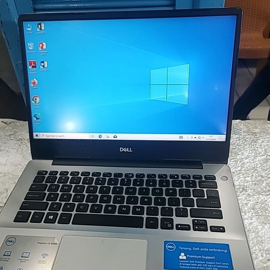 Laptop Dell inspiron 14 5000 series core i5 gen 8 ram 8gb ssd 128 gb dobke VGA