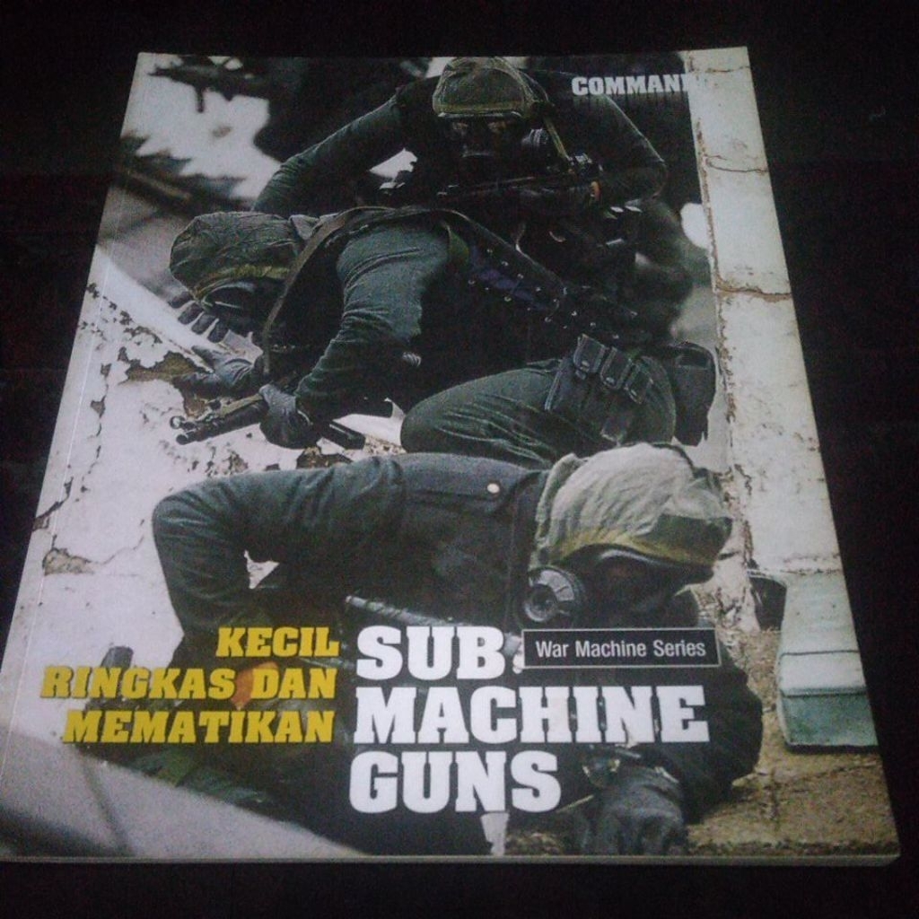Majalah Commando War Machined Series SUB MACHINE GUNS