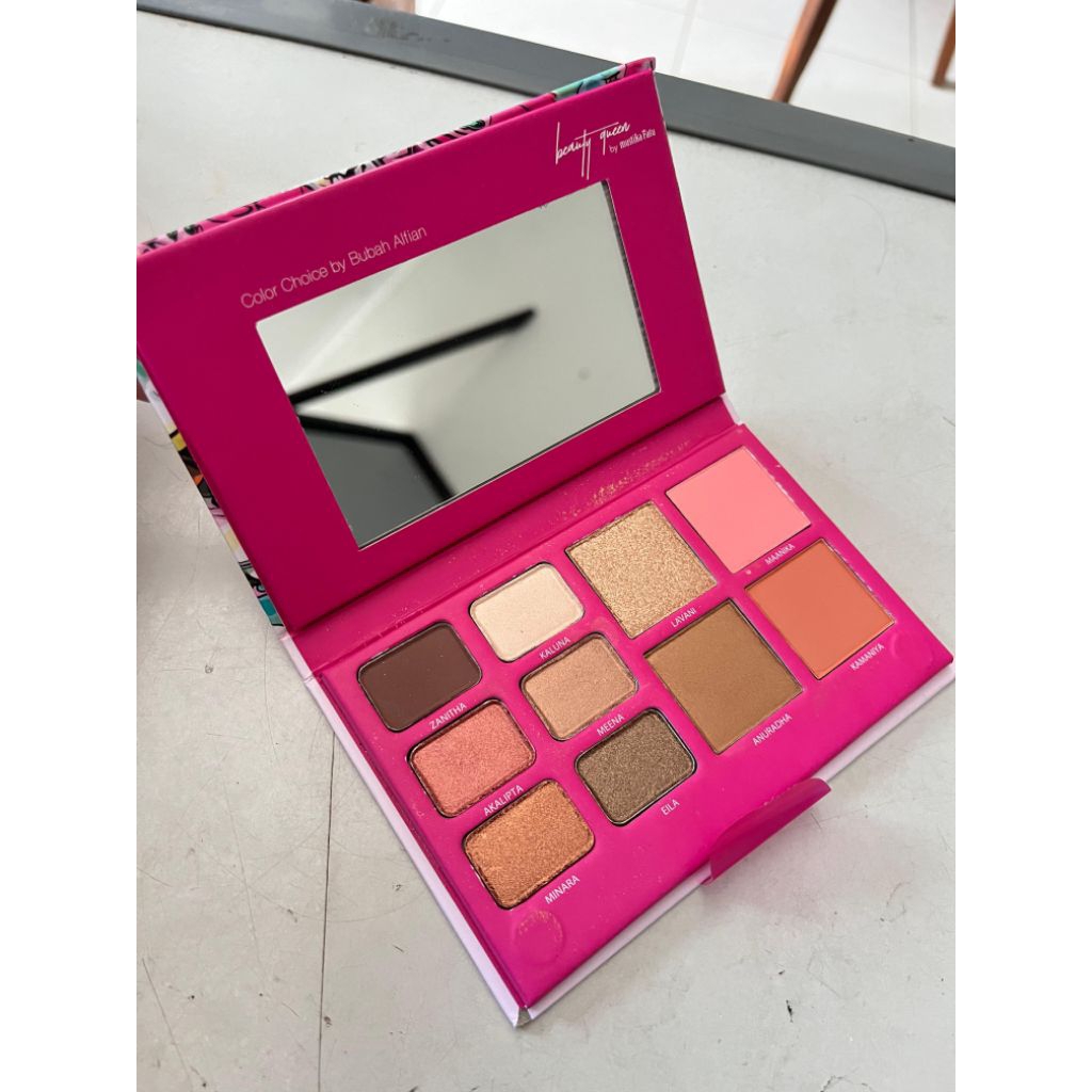 Mustika ratu_palet make up (Palet Borobudur)