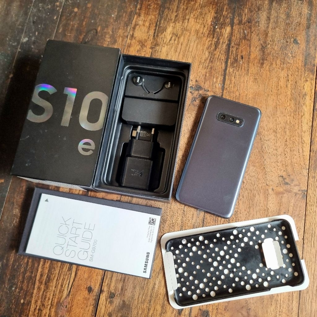 Samsung S10e Perfect Like New Lengkap Galaxy S10e HP Mini Kecil