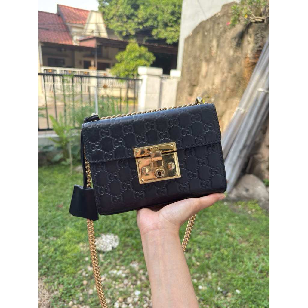 SALE Gucci Padlock Mini Signature Black preloved