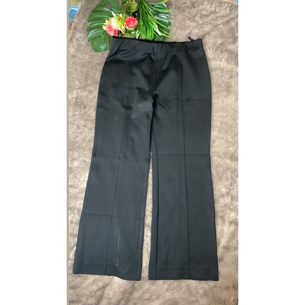 PRELOVED CELANA CUTBRAY