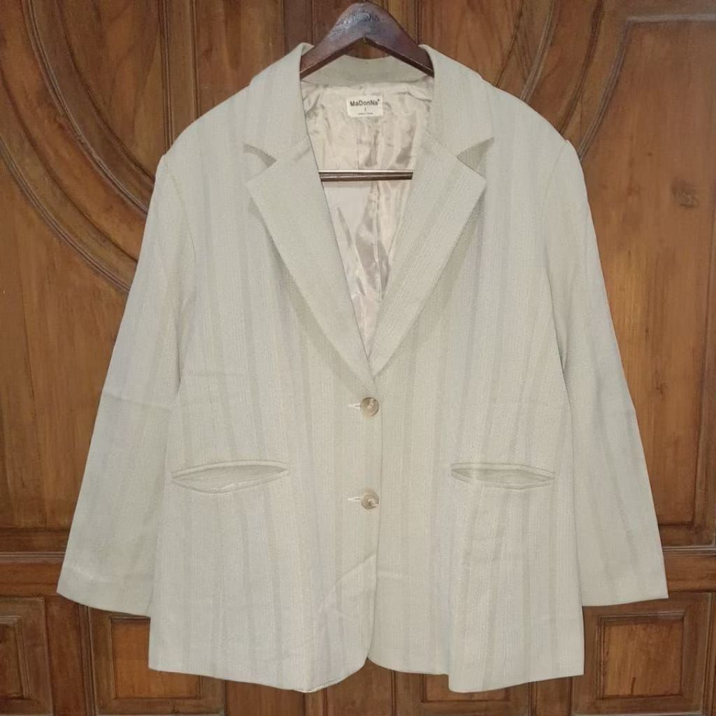 PRELOVED MADONNA Blazer Formal Wanita Cream Motif Herringbone Bigsize LD 116