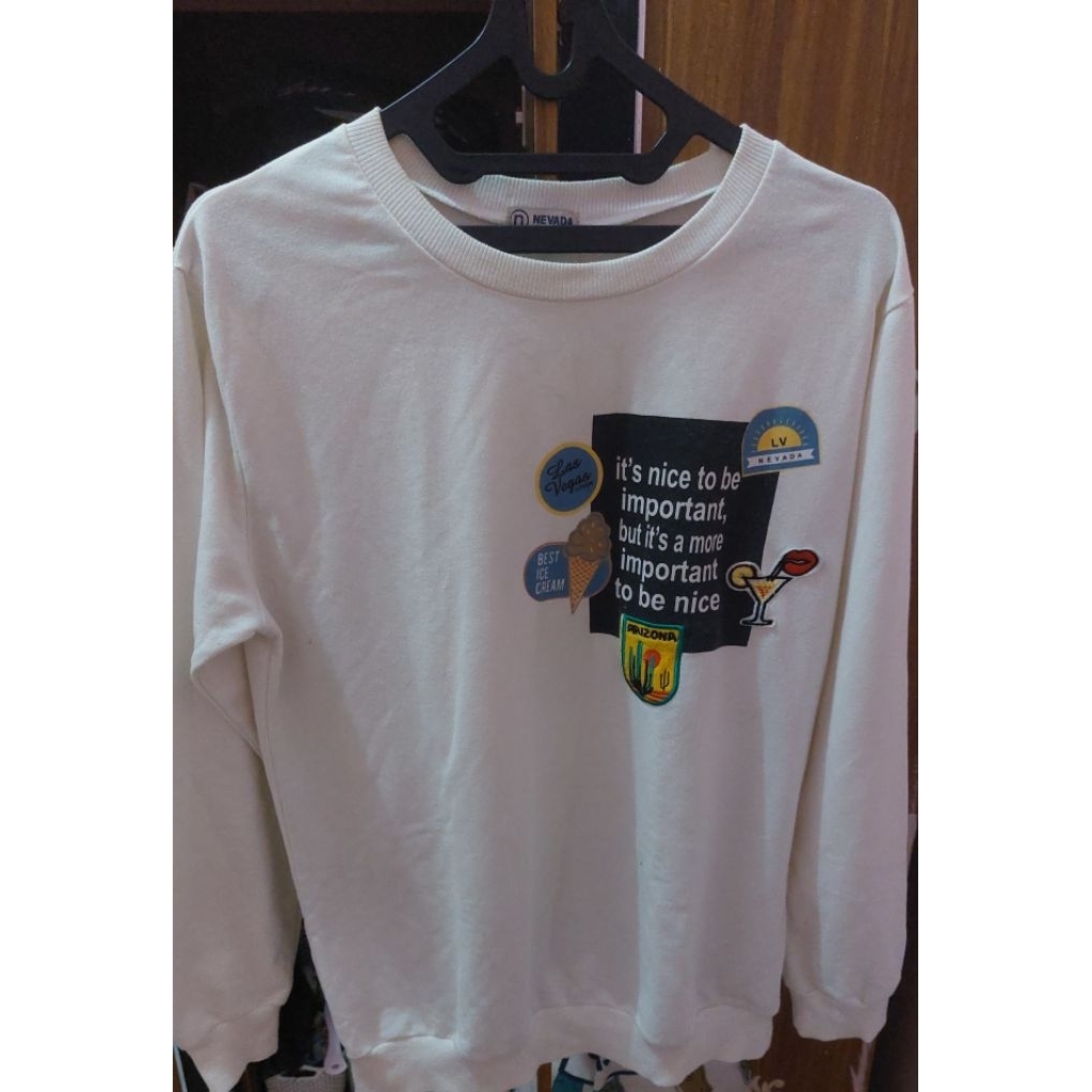 Sweater Wanita Nevada XL Preloved Adem Lengan Panjang Murah