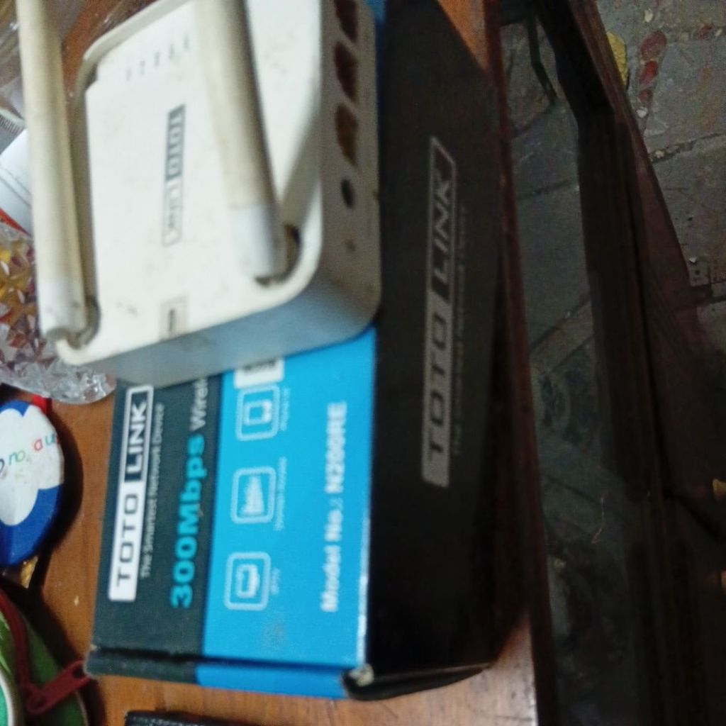 router totolink N200RE v5 lengkap dus