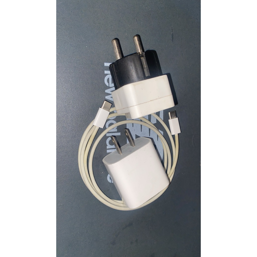 Charger iPad type C 20W ORI bekas