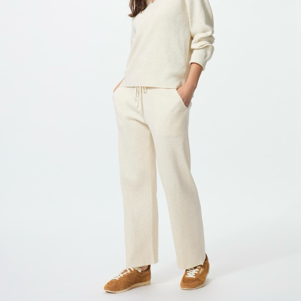 [NETT LGSG CO] PL Uniqlo Celana Rajut Knit Washable Natural size S with pocket