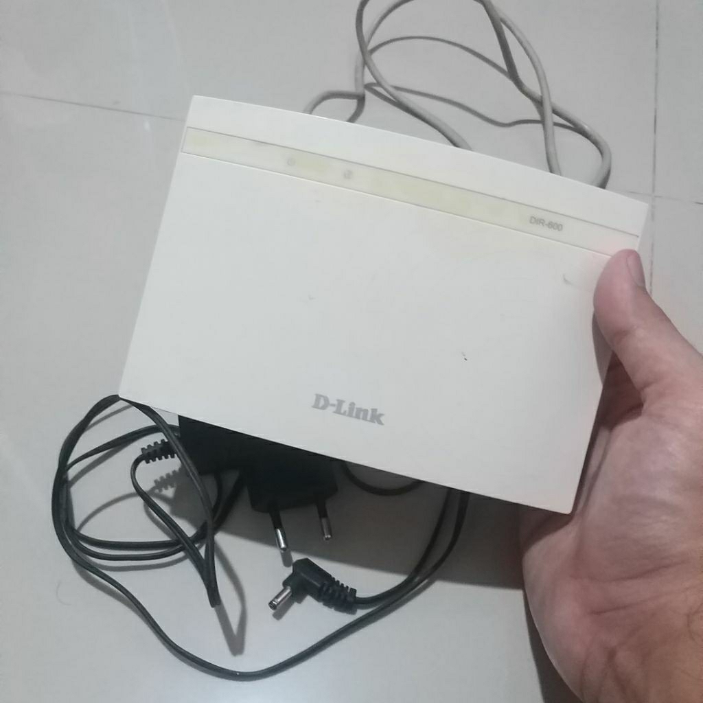 D-Link Router WiFi DIR 600 Repeater Internet Rumah
