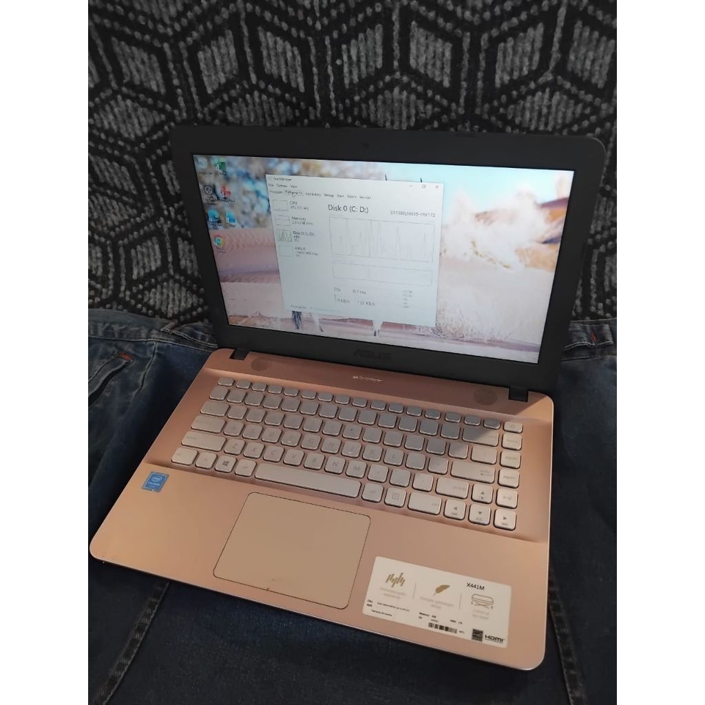 Asus VivoBook 14X441MAR (Rose Gold)