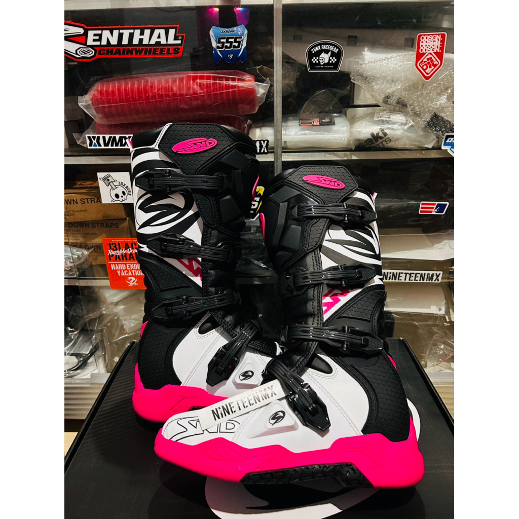 SEPATU CROSS TRAIL SND NEW 2026