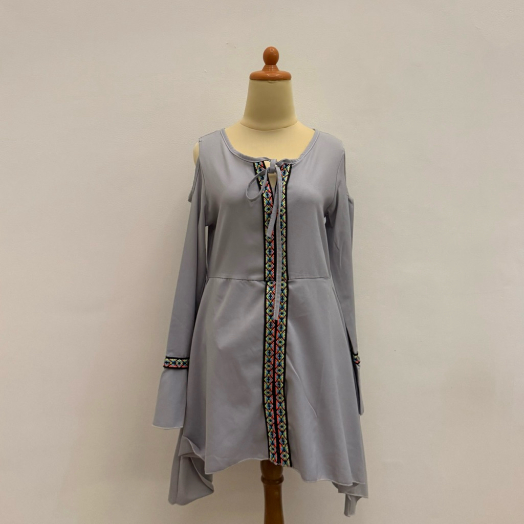 PRELOVED Bohemian Ethnic Off Shoulder Grey Dress Midi Mini Fashion Wanita