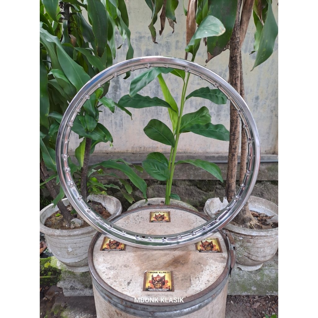 velg hm tengah 17 1.20 ORIGINAL velg hm ring 17 120 velg hm r17 120 velg hm r 17 120 velg hm ring 17