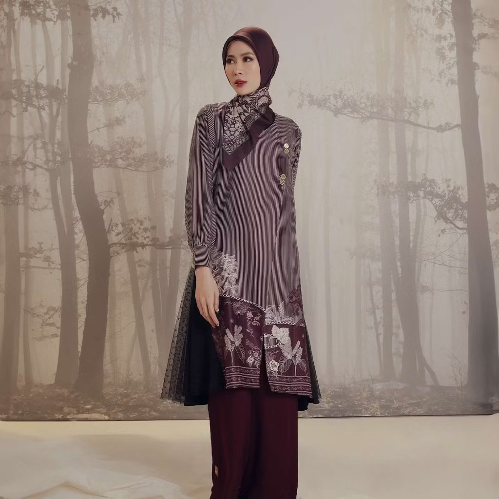 ZS -Nuha Tunic Atacama by Zaskia Sungkar | Atasan Tunik Wanita | Zaskia Sungkar | D’Hijab of Mey