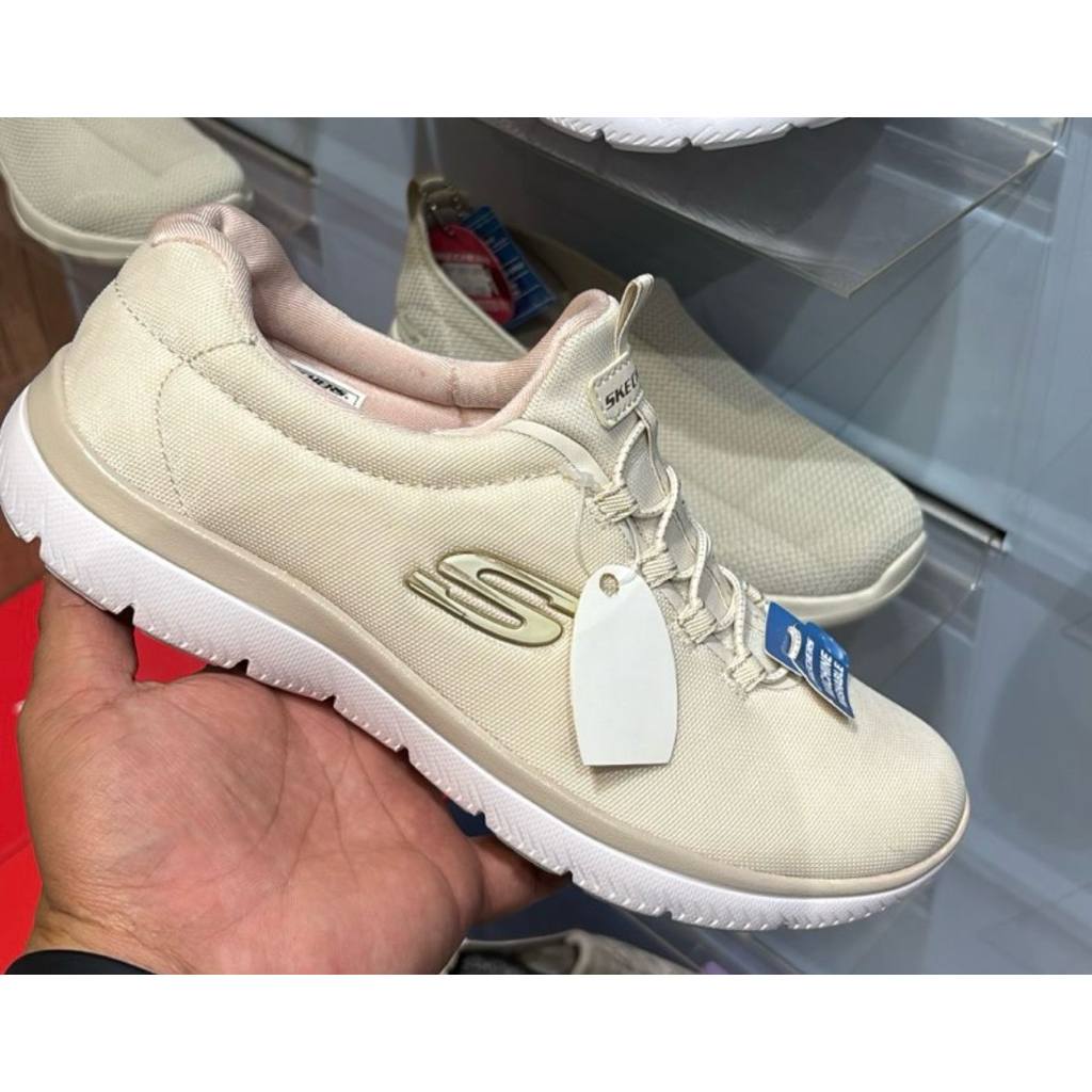 Sepatu Skechers Memory foam