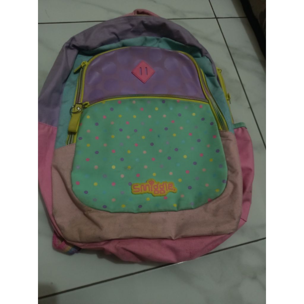 tas smiggle preloved