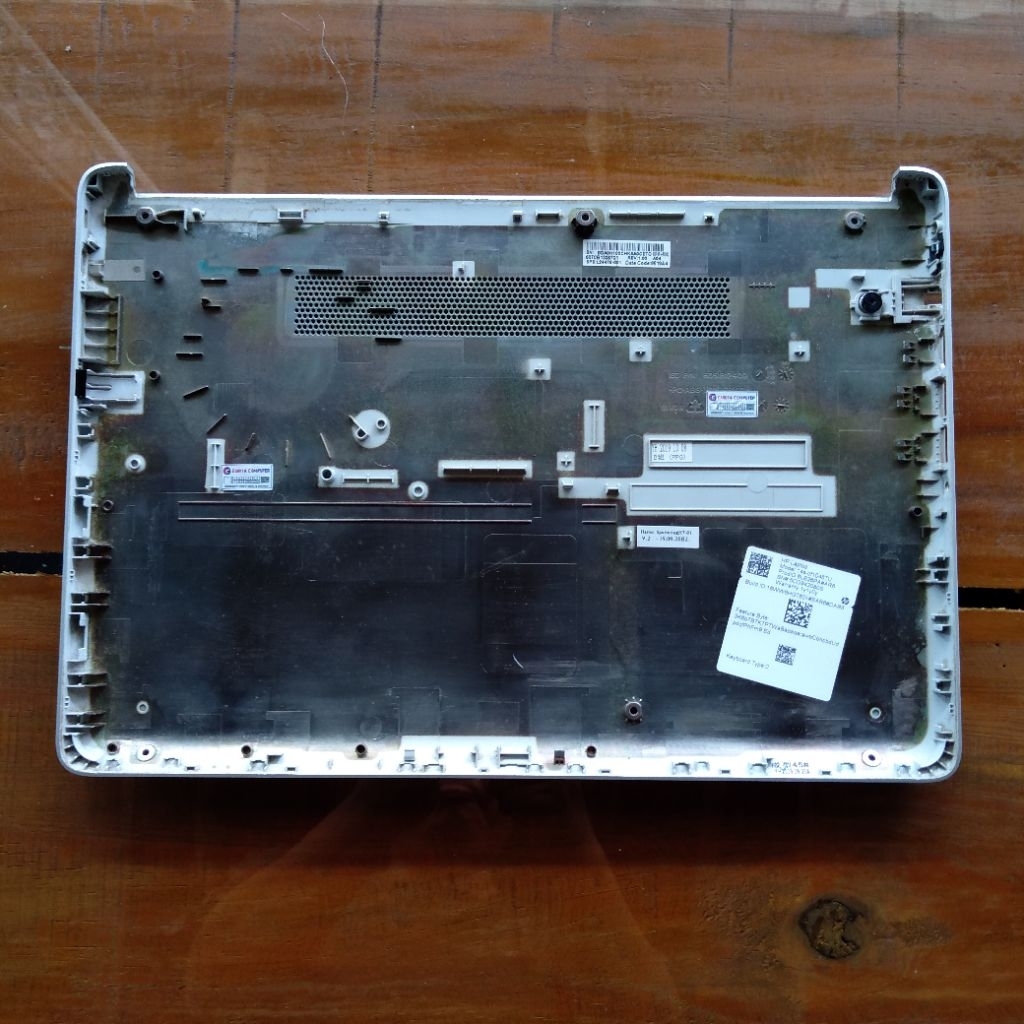 casing bawah laptop hp 14s cf0045tx cf1046tu