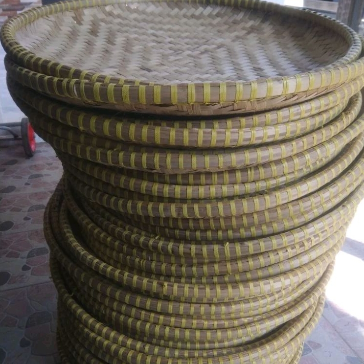 Rapih - Tampah Bambu - Nyiru Bambu - Nampan Bambu Diameter 57 cm - Alat Menampi Beras