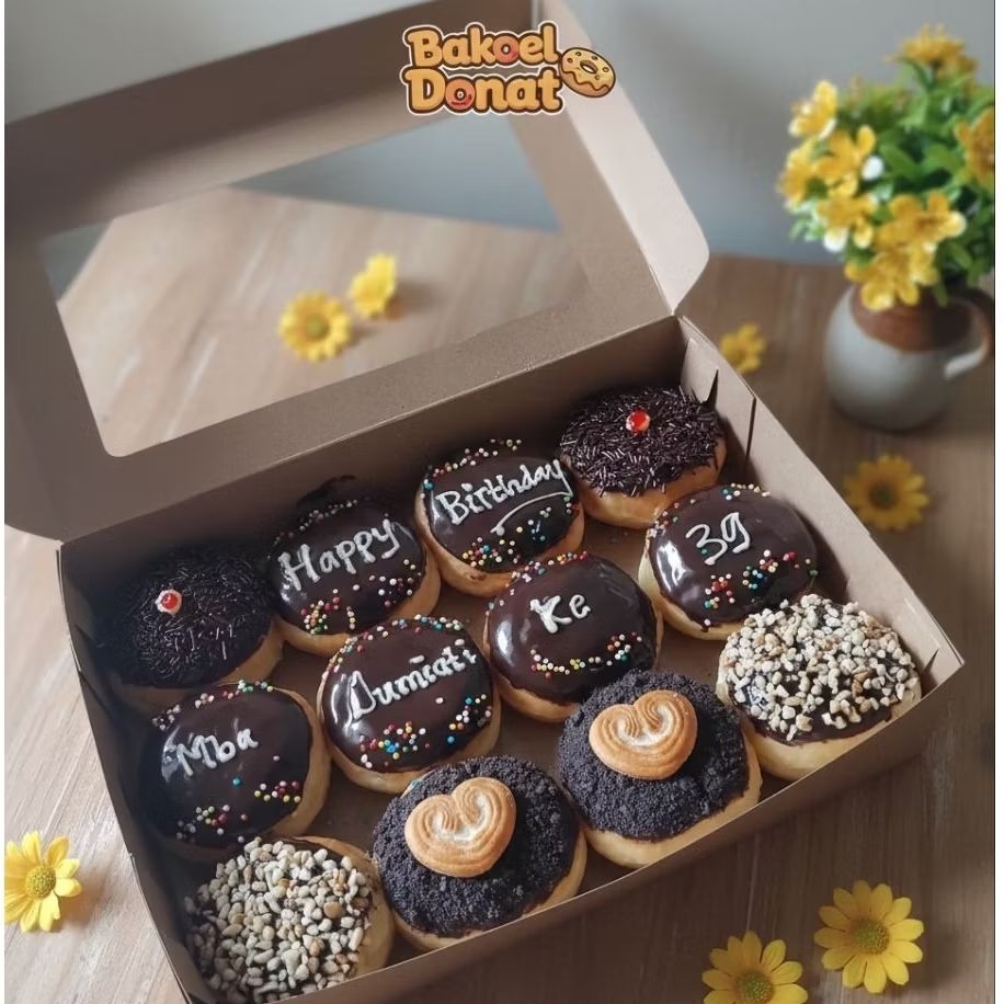 Donat coklat full /Donat ultah coklat bisa costum nama /Donat coklat full meses (request tulisan)