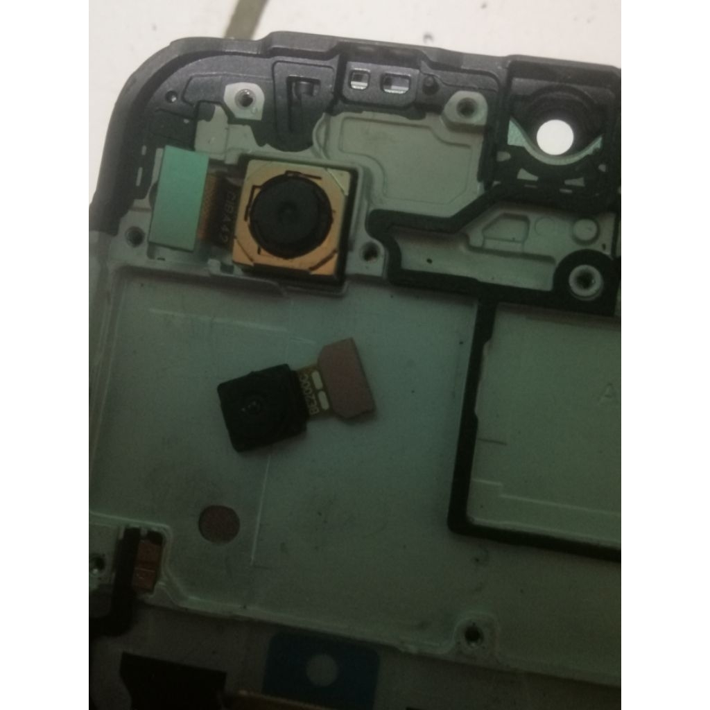 kamera belakang oppo a77s copotan